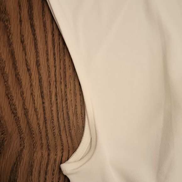 Banana Republic Size XXL Cream Top (NWT) - Picture 7 of 11